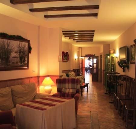 Hotel Patri Huéscar エクステリア 写真