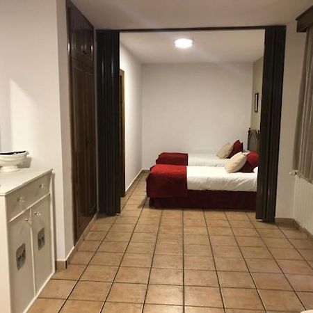 Hotel Patri Huéscar エクステリア 写真